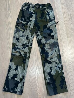 KUIU Youth Attack pants “Verde” pattern
